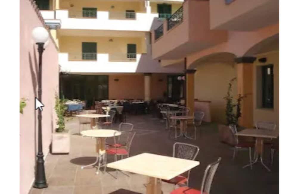 Hotel Baia Marina