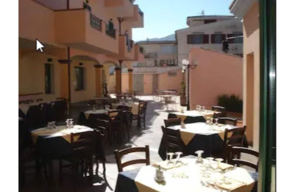 Baia Marina Hotel Orosei