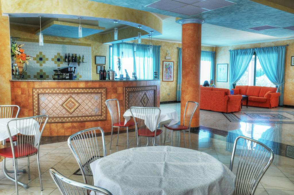 Hotel Baia Marina 3*